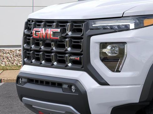New 2026 GMC Canyon AT4 AWD/4WD image 13