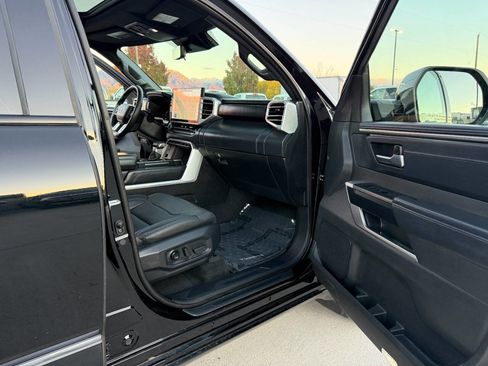 Used 2025 Toyota Tundra Platinum image 30