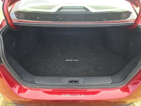 Used 2021 Nissan Sentra SV image 26