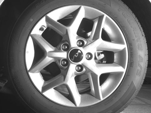 Used 2025 Kia Soul LX w/ LX Technology Package FWD image 14