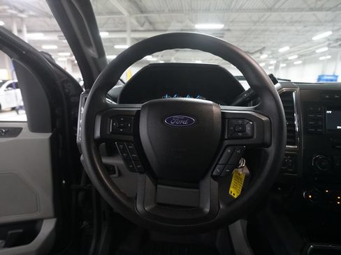 Used 2018 Ford F250 XLT w/ Snow Plow Prep Package AWD/4WD image 4