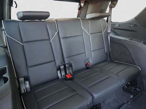 Certified 2024 Cadillac Escalade Sport w/ LPO, ONYX Package AWD/4WD image 26