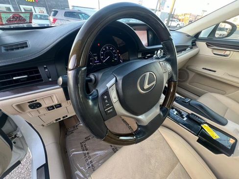 Used 2013 Lexus ES 350 image 10