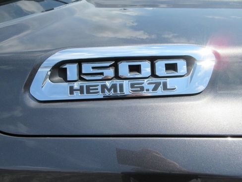 Used 2020 RAM 1500 Big Horn AWD/4WD image 10