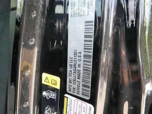 Used 2021 Jeep Gladiator Sport AWD/4WD image 33