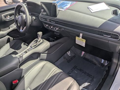 Used 2026 Honda HR-V EX-L image 17