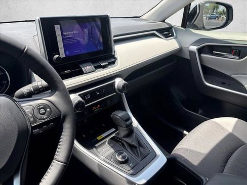 Certified 2025 Toyota RAV4 XLE w/ Convenience Package AWD/4WD image 15