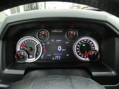 Used 2016 RAM 1500 Big Horn image 17