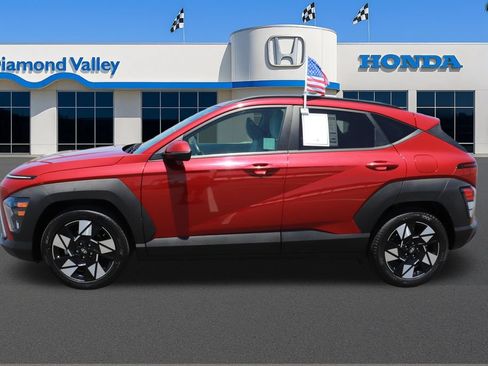 Used 2024 Hyundai Kona SEL FWD image 7
