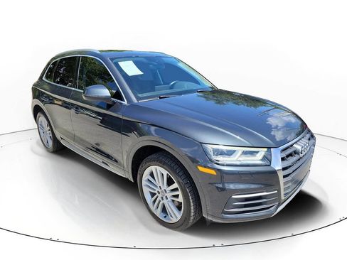 Used 2018 Audi Q5 2.0T Premium Plus w/ Premium Plus Package AWD/4WD image 1
