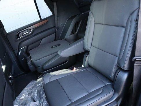 New 2026 GMC Yukon Denali w/ Sun & Power Step Package AWD/4WD image 16
