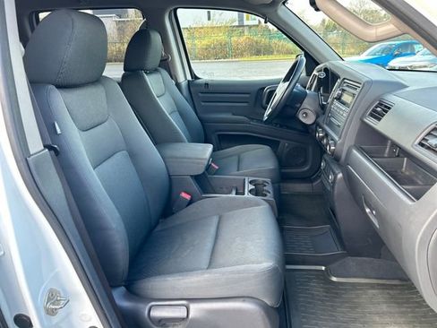 Used 2013 Honda Ridgeline Sport image 10