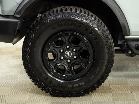 Used 2024 Ford Bronco Wildtrak AWD/4WD image 36