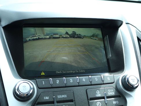 Used 2017 Chevrolet Equinox LT w/ Convenience Package image 27