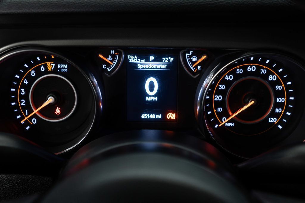 Used 2018 Jeep Wrangler Unlimited Sport AWD/4WD image 15