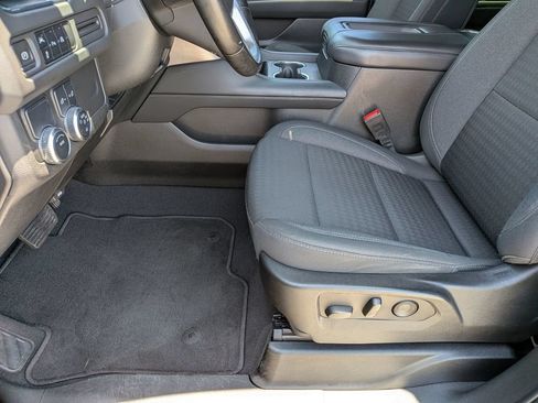 Used 2023 GMC Yukon XL SLE w/ Gmc Pro Safety Plus Package RWD image 14