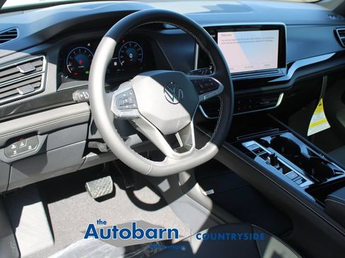 New 2026 Volkswagen Atlas Cross Sport SEL AWD/4WD image 8