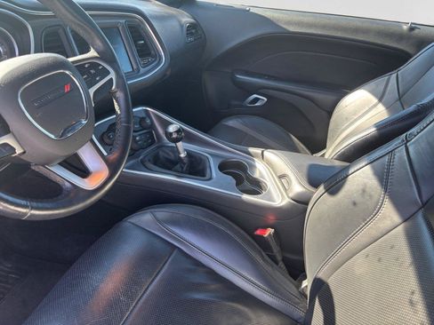 Used 2015 Dodge Challenger R/T Plus RWD image 11
