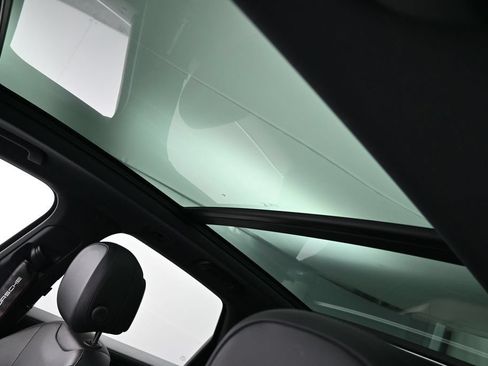 Certified 2024 Porsche Cayenne AWD/4WD image 11