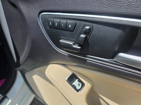 Used 2014 Mercedes-Benz CLA 250 image 33