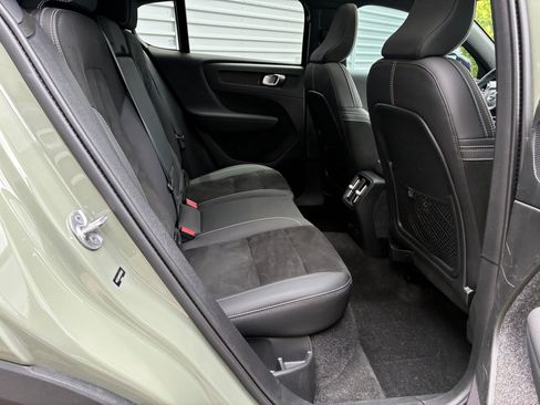 Used 2023 Volvo C40 P8 Recharge Ultimate w/ Protection Package Premier AWD/4WD image 28
