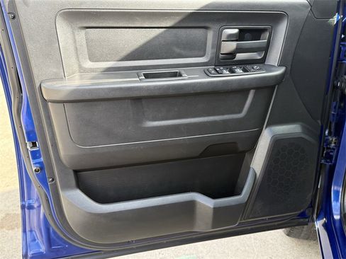 Used 2014 RAM 1500 Express image 10