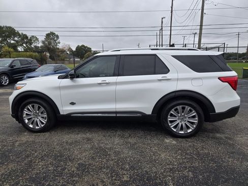 Certified 2023 Ford Explorer King Ranch w/ Technology Package image 4