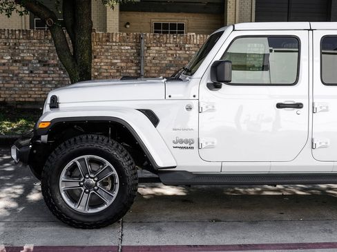 Used 2022 Jeep Wrangler Unlimited Sahara w/ LED Lighting Group image 21