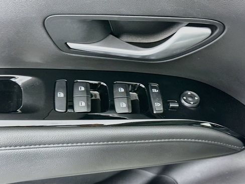 Used 2023 Hyundai Tucson Limited FWD image 19