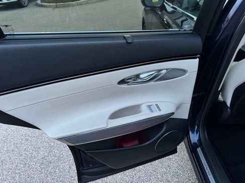 Used 2022 Genesis GV70 2.5T w/ Advanced Package image 38