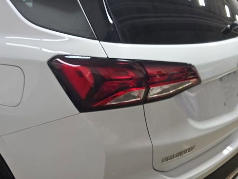 Used 2024 Chevrolet Equinox LT w/ LPO, Floor Liner Package image 36