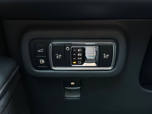 New 2026 Lincoln Nautilus Premier w/ Equipment Group 102A image 27