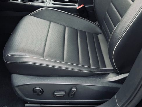 Used 2024 Volkswagen Jetta SE image 23