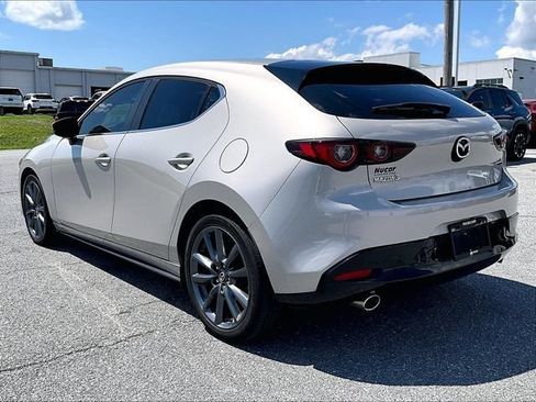 Used 2023 MAZDA MAZDA3 s FWD image 7