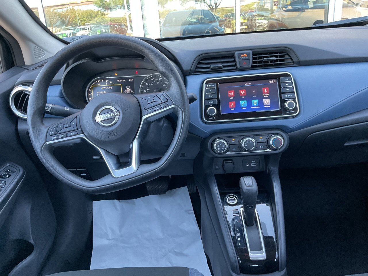 Used 2025 Nissan Versa SV FWD image 13