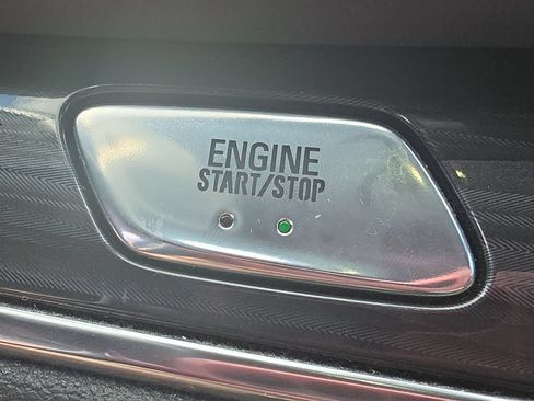 Certified 2023 Buick Enclave Essence FWD image 29