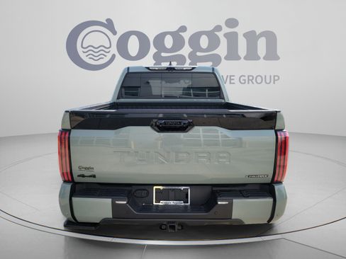 Used 2025 Toyota Tundra Platinum AWD/4WD image 3