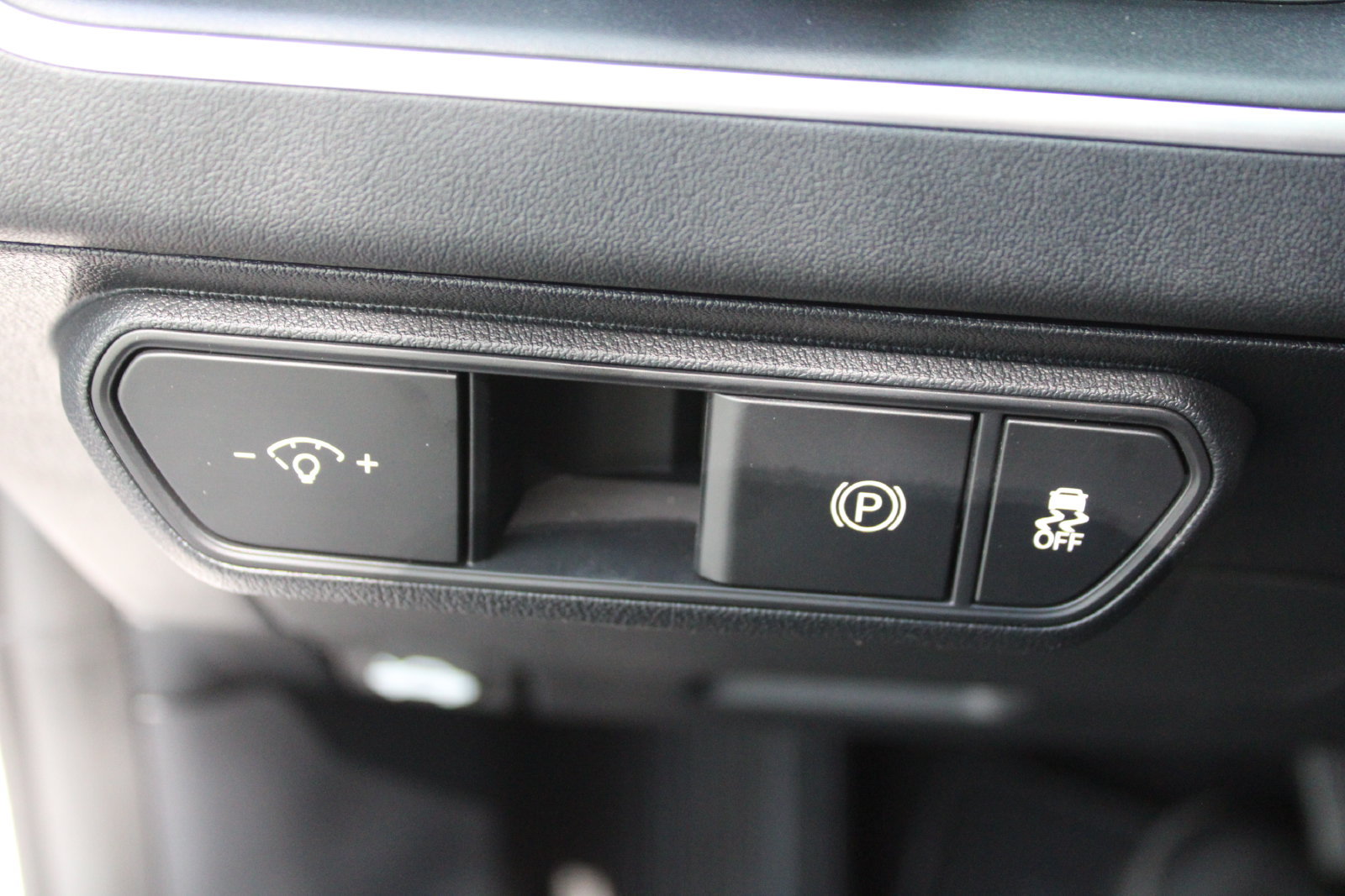 New 2026 Kia K4 FWD image 22