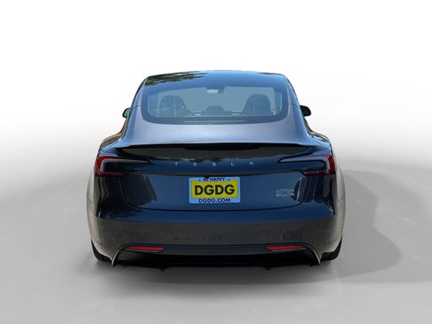 Used 2025 Tesla Model 3 Performance AWD/4WD image 4