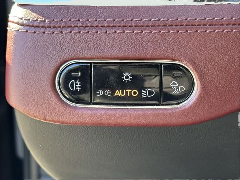 Used 2020 Bentley Continental GT AWD/4WD image 46
