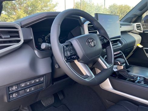 New 2025 Toyota Tundra Platinum image 9
