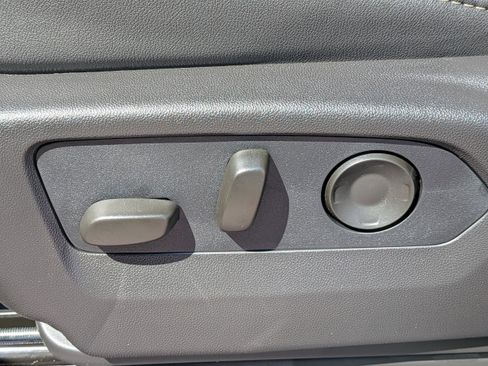 New 2026 Chevrolet Tahoe Premier image 12