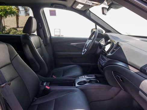 Used 2023 Honda Passport EX-L image 15