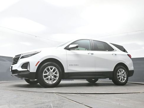 Used 2023 Chevrolet Equinox LT AWD/4WD image 50