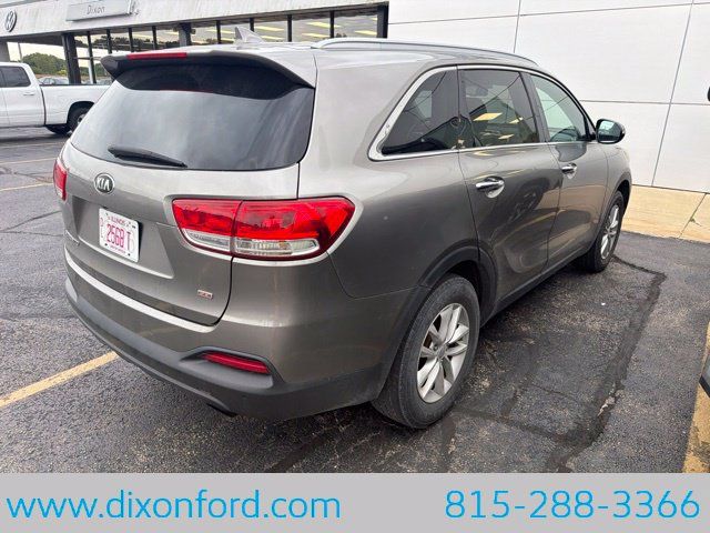 Used 2016 Kia Sorento FWD w/ LX Convenience Package image 5