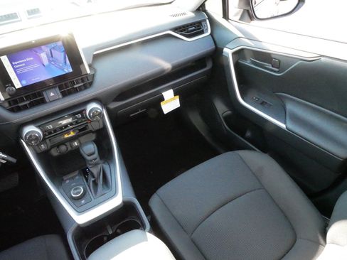 Certified 2025 Toyota RAV4 LE image 11