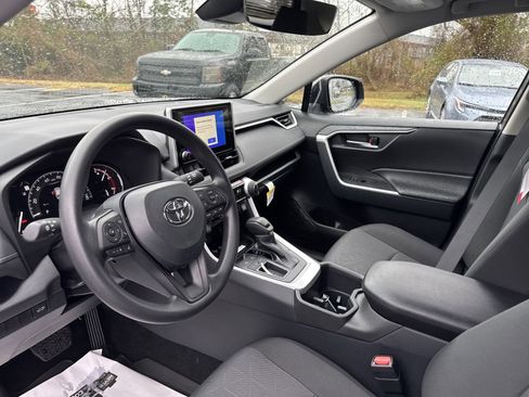 New 2025 Toyota RAV4 XLE w/ Convenience Package FWD image 15