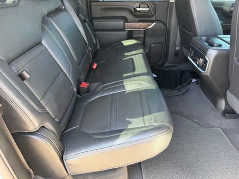 Used 2022 GMC Sierra 3500 Denali AWD/4WD image 13