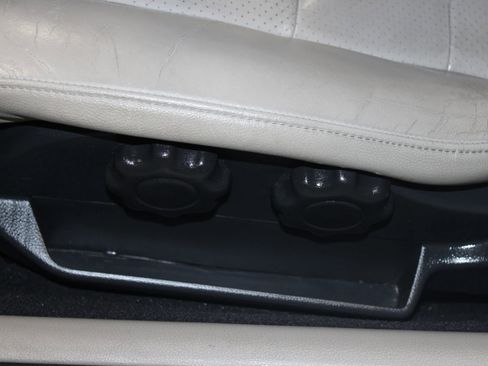 Used 2004 Nissan 350Z Touring w/ Aerodynamics Pkg image 8