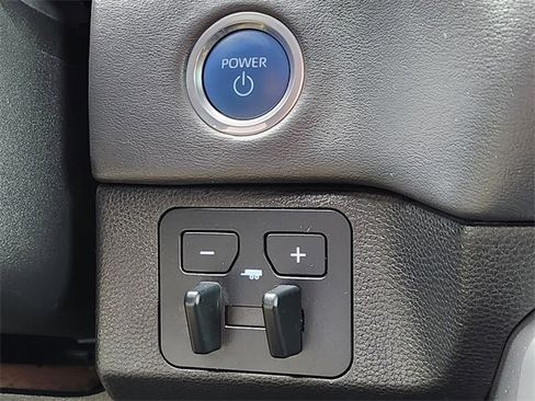 Used 2024 Toyota Sequoia Platinum image 15